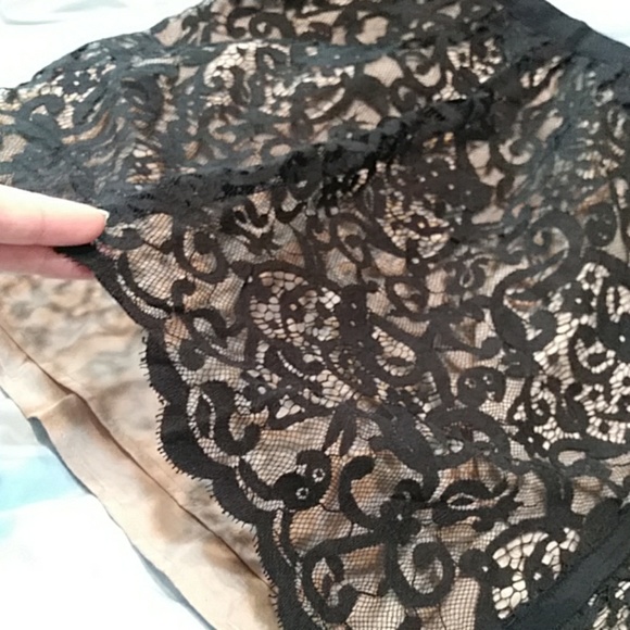 🌟HP🌟NWT LOFT Black Laced Skirt - Picture 4 of 9